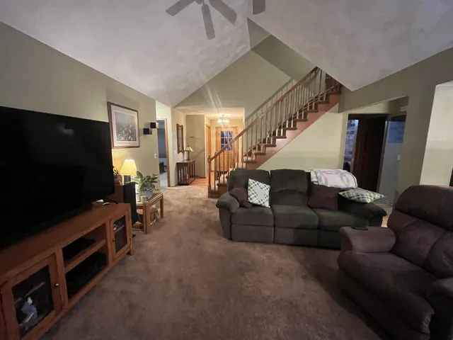 $539,500 | 6692 West Thornapple Drive, Janesville, WI 53548