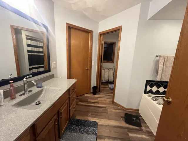 $539,500 | 6692 West Thornapple Drive, Janesville, WI 53548