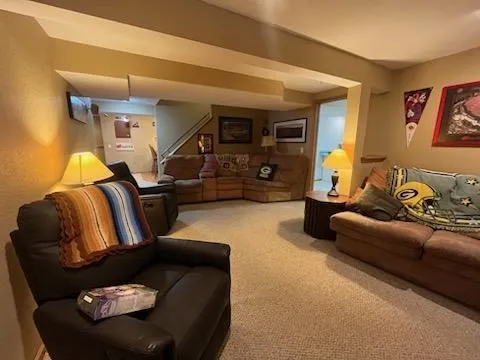 $539,500 | 6692 West Thornapple Drive, Janesville, WI 53548