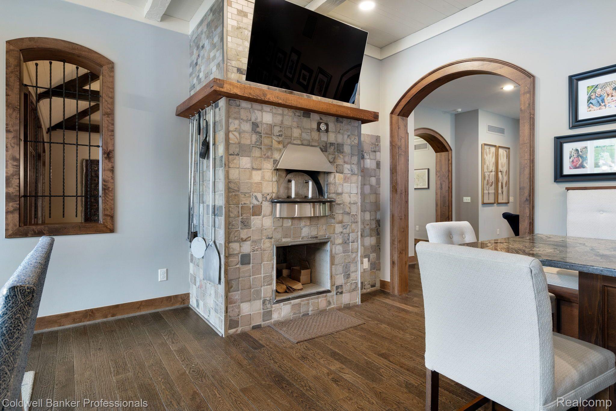 5131 West Road Washington, MI 48094 - Photo 23 of 111 Custom built wood fired pizza oven