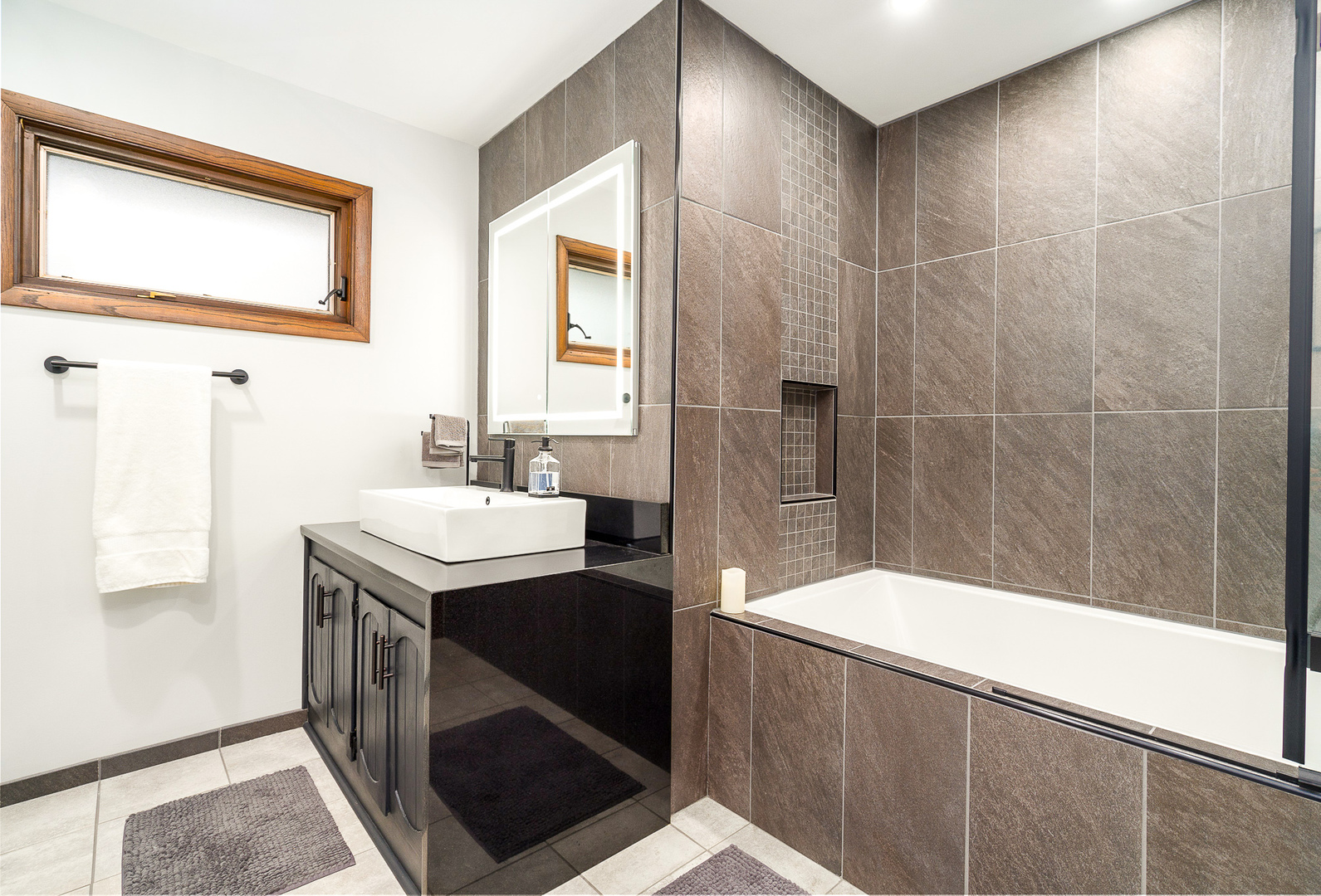 1101 Ridge Road Homewood, IL 60430 - Photo 12 of 25 a bathroom with a sink a toilet and shower