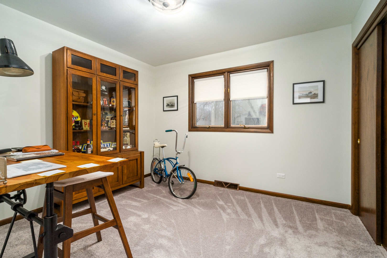 1101 Ridge Road Homewood, IL 60430 - Photo 14 of 25 a view of a livingroom with furniture and window