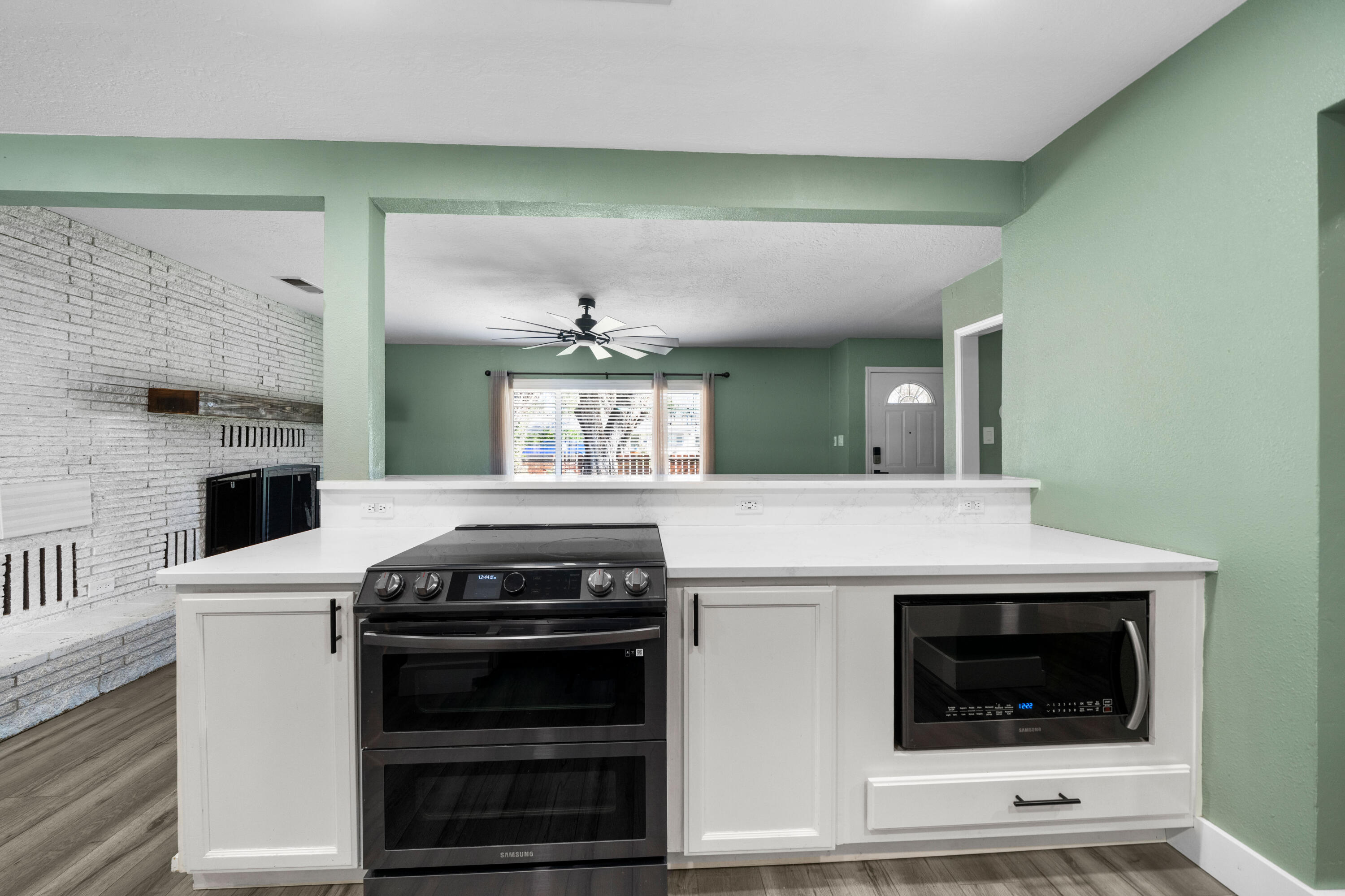 2648 Tremonto Road Anderson, CA 96007 - Photo 8 of 41 a kitchen with a stove and cabinets
