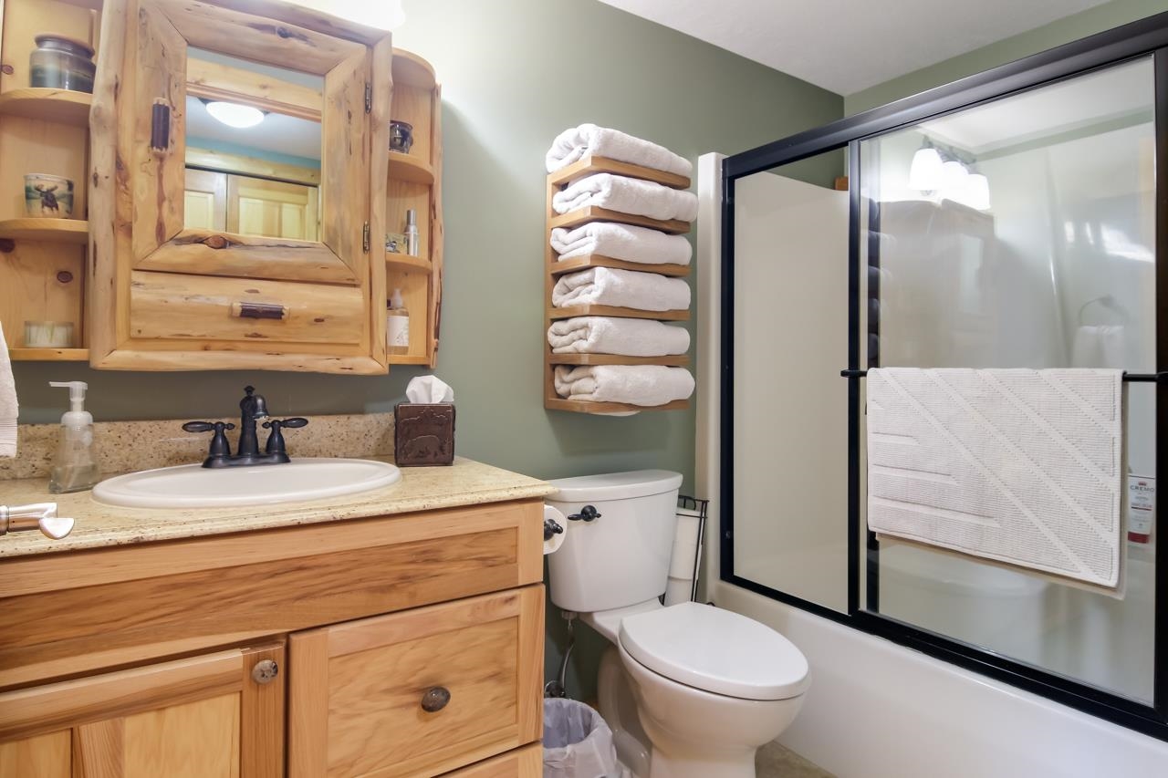 2 Chimney Ridge Maple City, MI 49664 - Photo 39 of 40 1902021-38.JPG