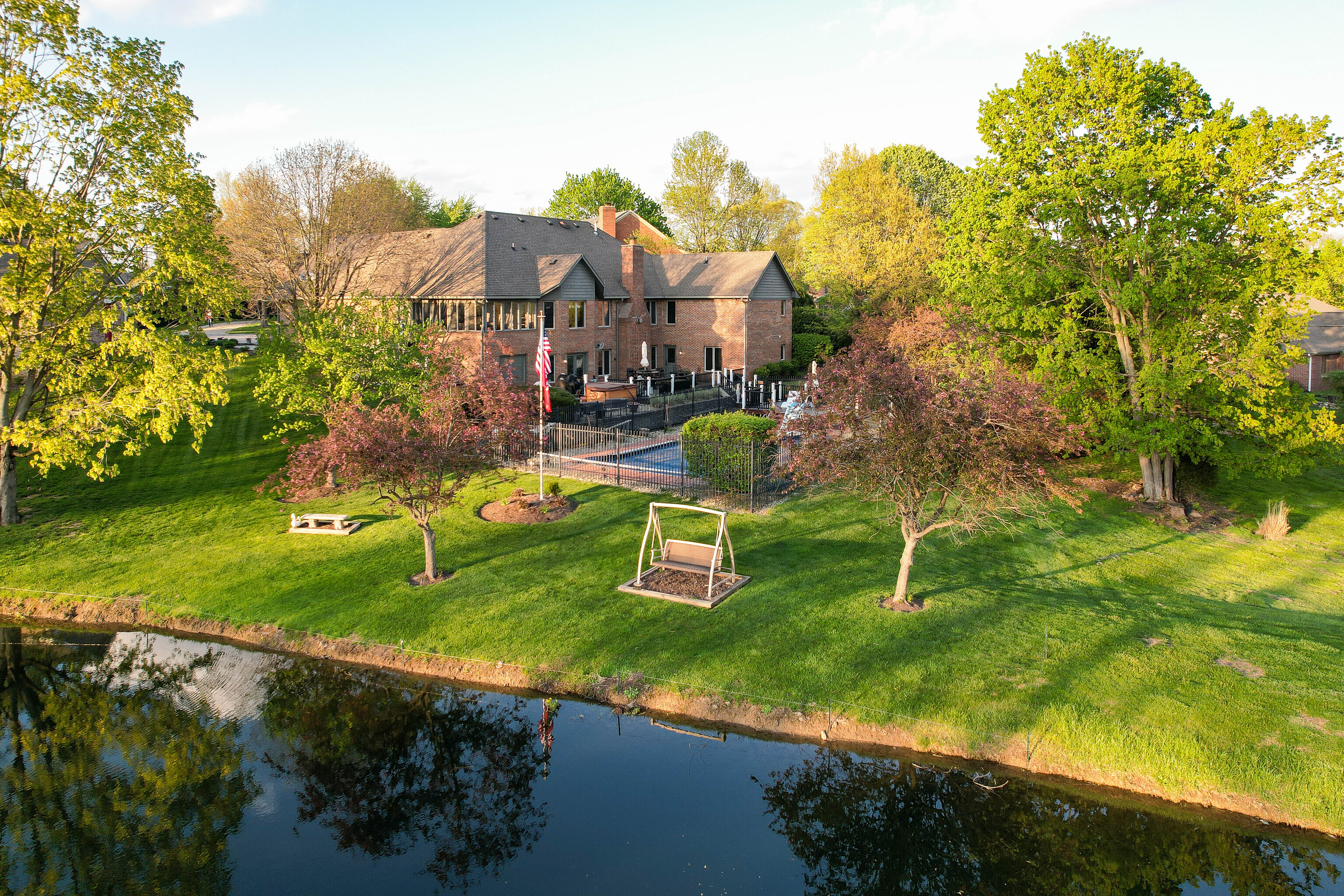 4525 Moss Ridge Lane Indianapolis, IN 46237 - Photo 38 of 42 Gallery Image 38