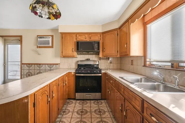 $419,900 | 256 Rhode Island Avenue, Fall River, MA 02724