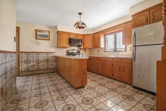 $419,900 | 256 Rhode Island Avenue, Fall River, MA 02724