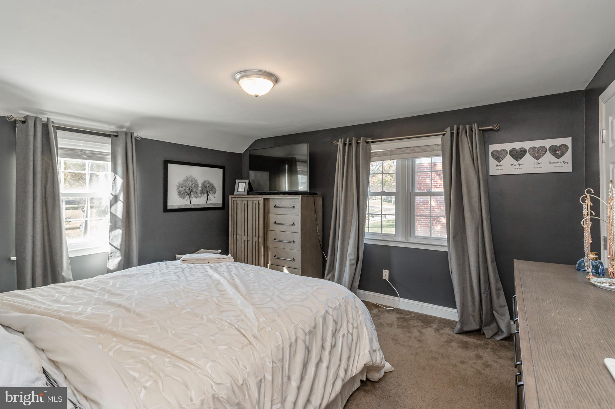 211 Pembroke Road Havertown, PA 19083 - Photo 20 of 37 Master Bedroom
