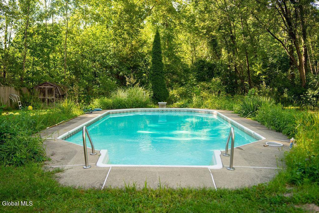 817 Lisha Kill Road Niskayuna, NY 12309 - Photo 11 of 14 11