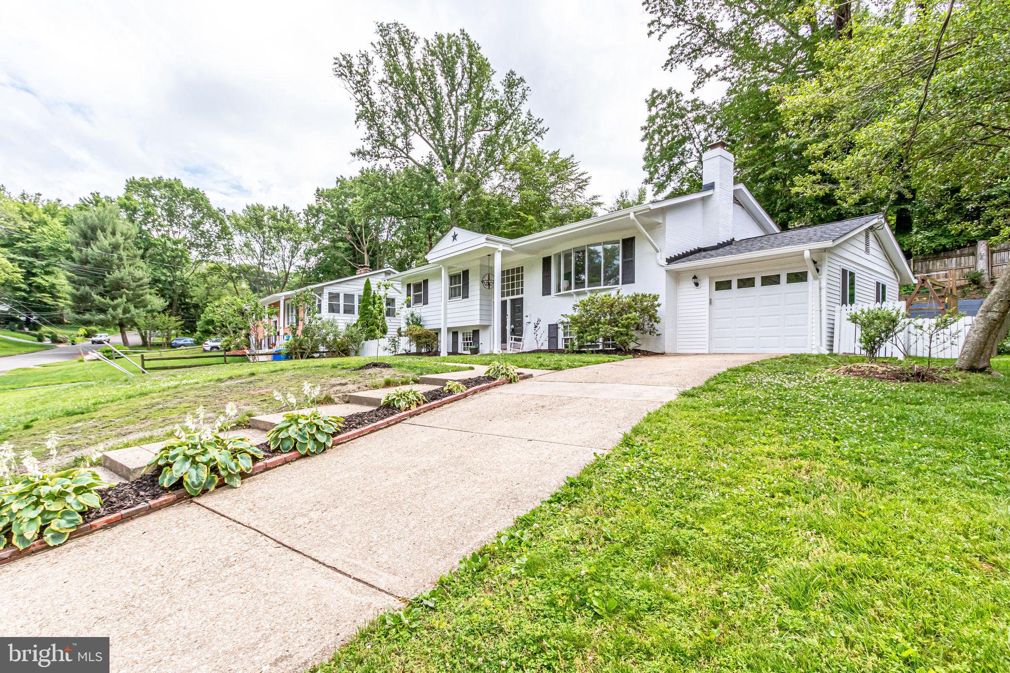 3306 Midland Road Fairfax, VA 22031 - Photo 3 of 31 Exterior