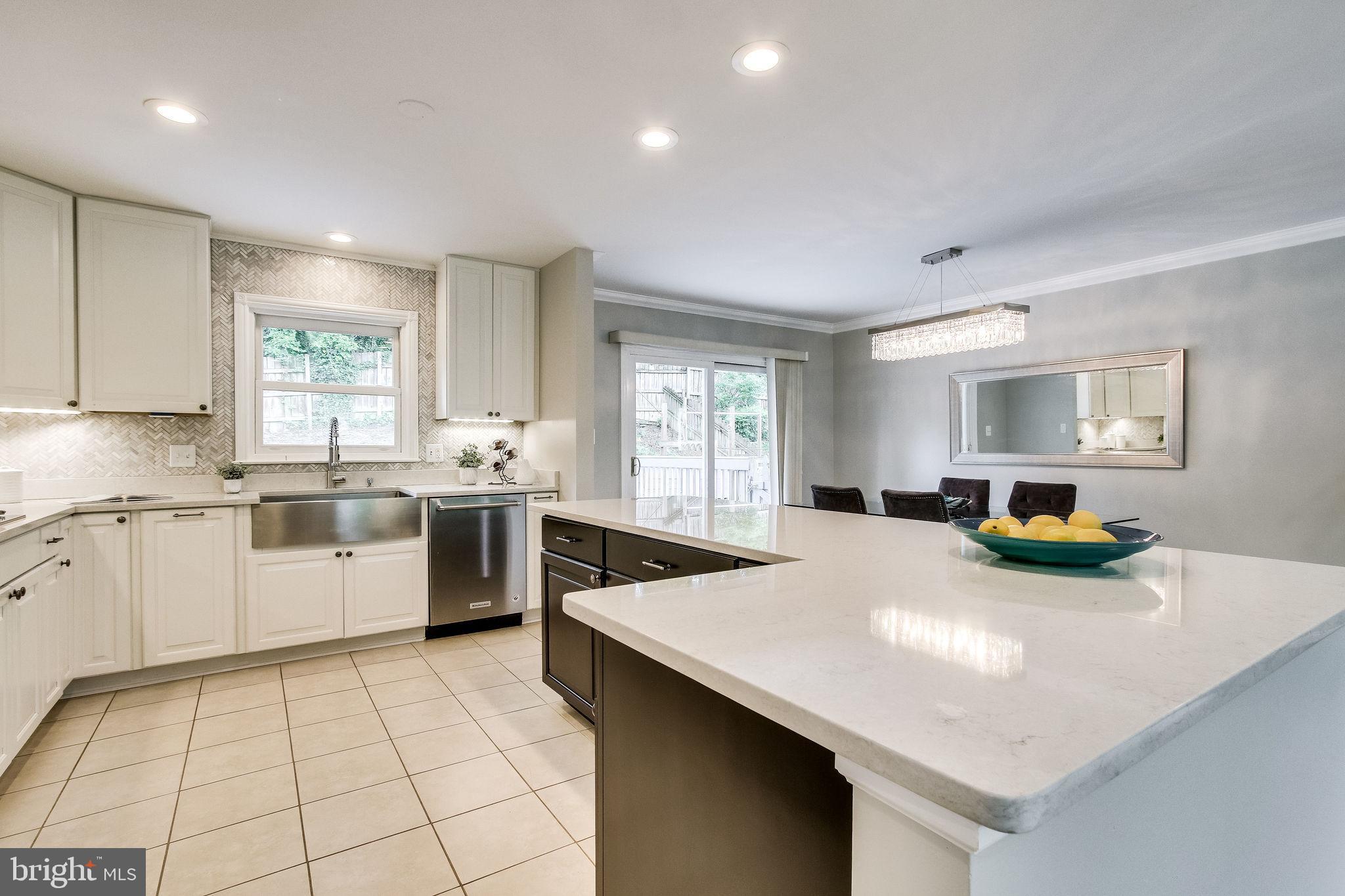 3306 Midland Road Fairfax, VA 22031 - Photo 8 of 31 Kitchen