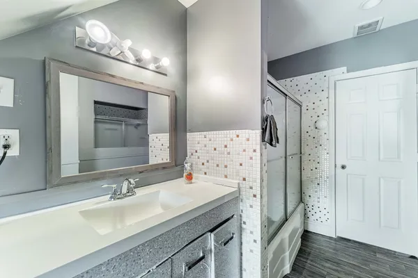 $450,000 | 5101 31st Place, Cicero, IL 60804