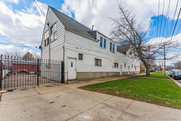 $450,000 | 5101 31st Place, Cicero, IL 60804