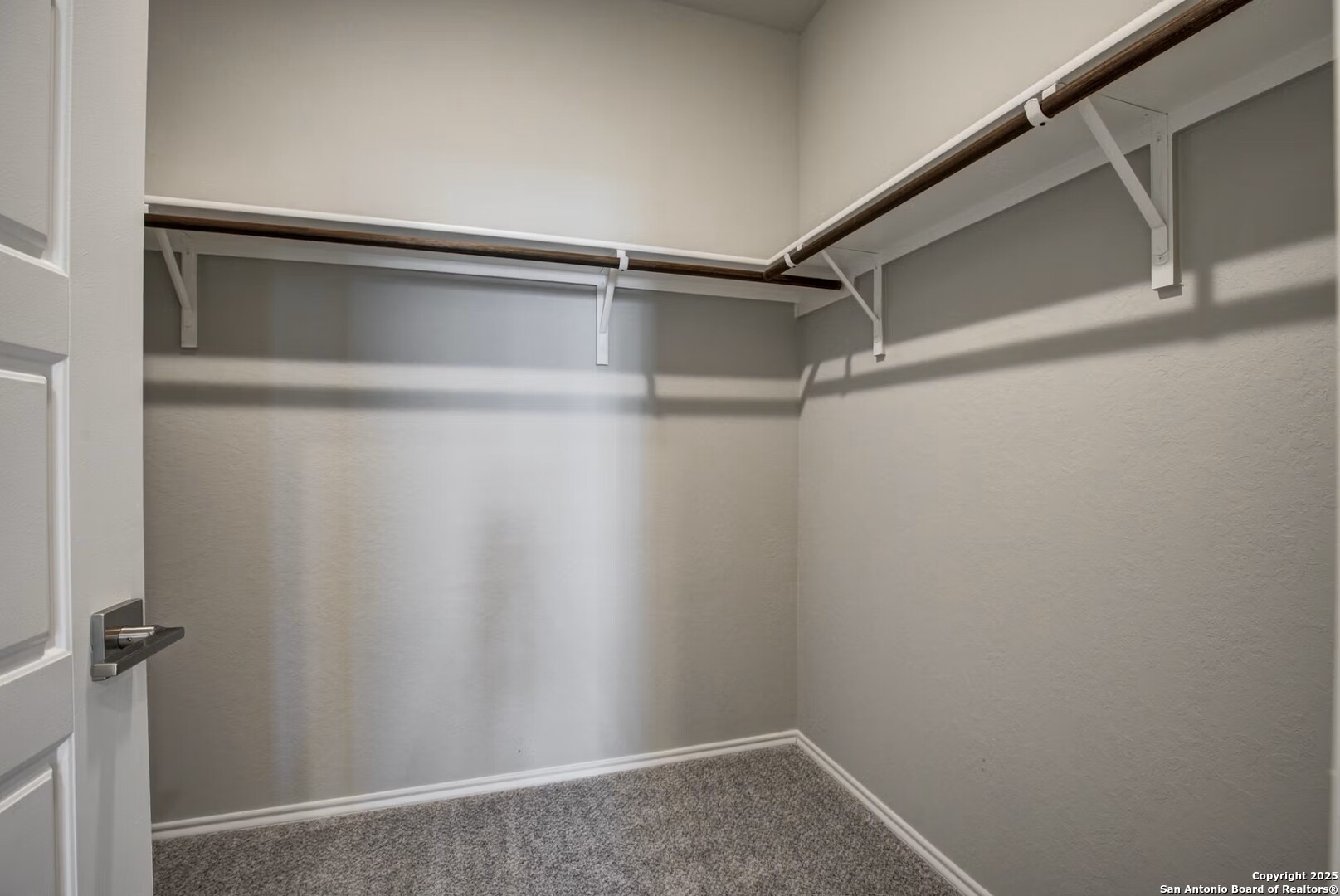 3453 Meteor Night Converse, TX 78109 - Photo 18 of 22 a view of an empty walk in closet