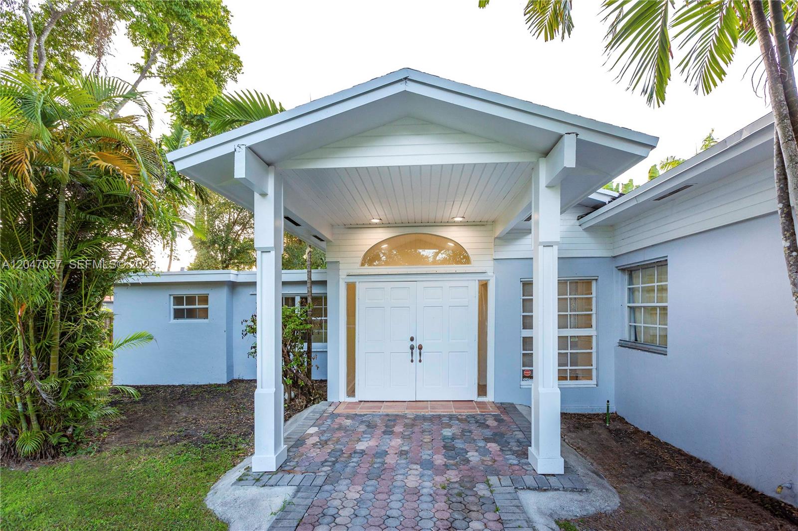 5451 Southwest 80th Street Miami, FL 33143 - Photo 4 of 39
