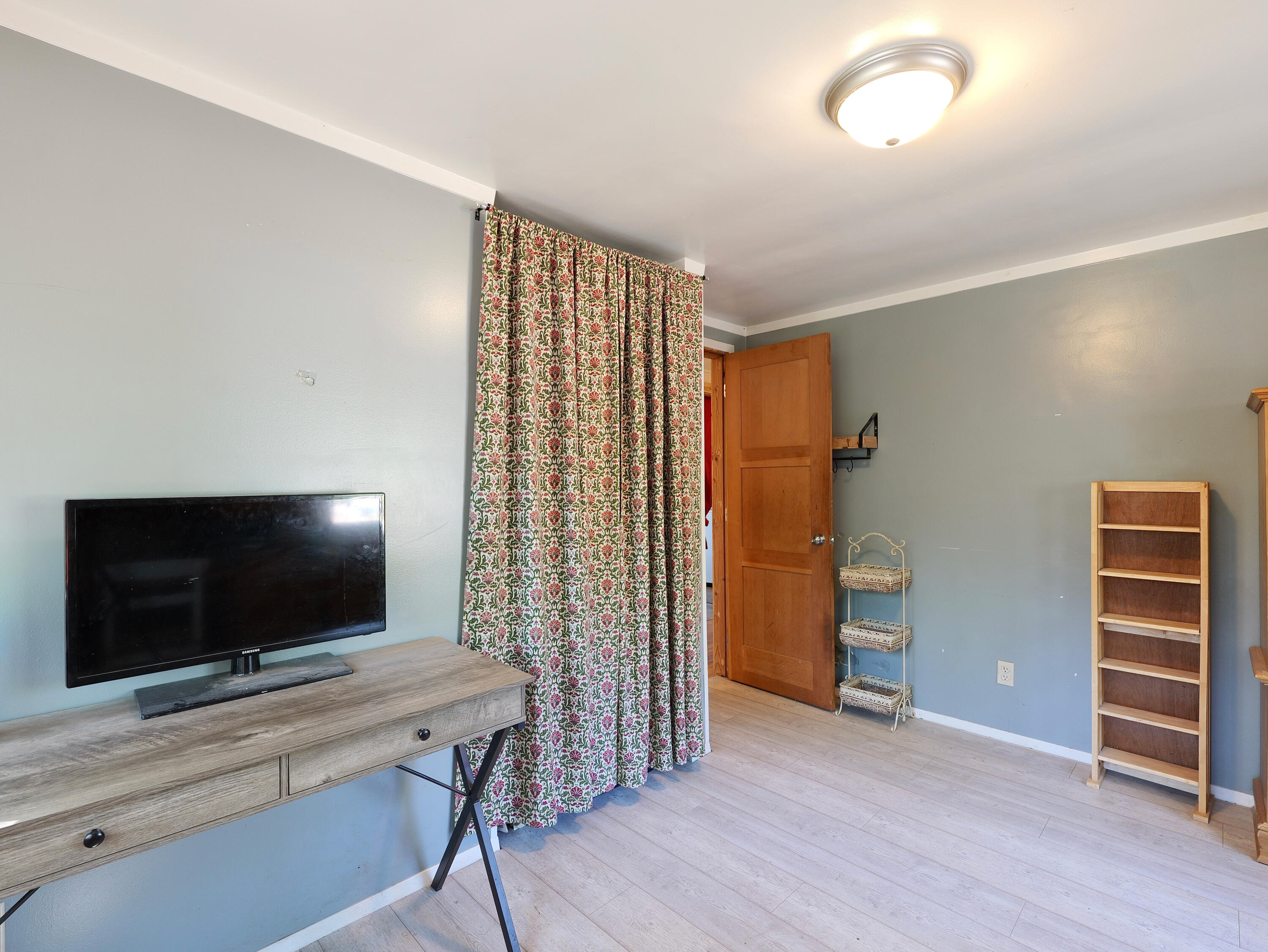 1135 East Fork Road Williams, OR 97544 - Photo 37 of 80 Gallery Image 37