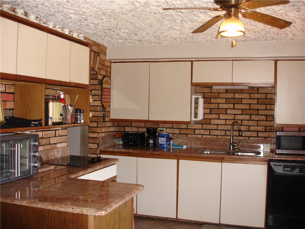 191 Fairfield Avenue Woonsocket, RI 02895 - Photo 6 of 17