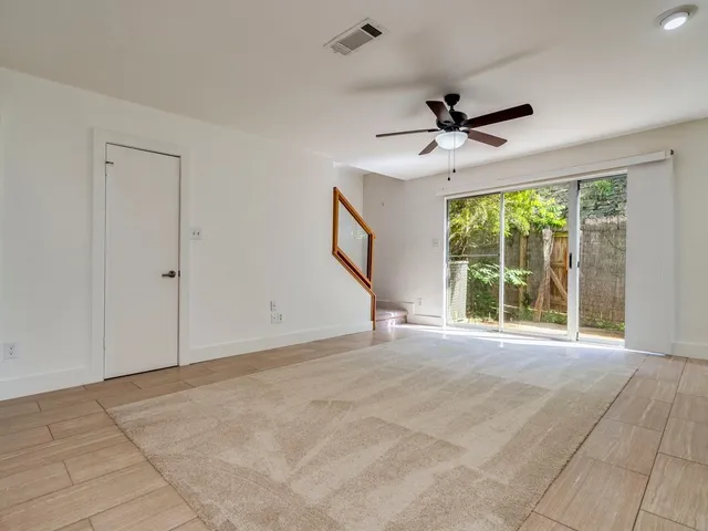 $2,000 | 6901 Old Quarry Lane, Austin, TX 78731