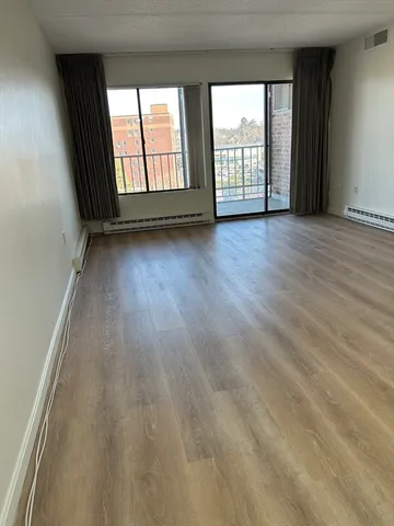 $2,200 | 51 Melrose Street, Unit 5E, Melrose, MA 02176