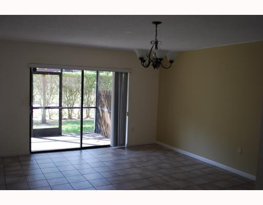 5472 Gate Lake Road, Unit 5472 Tamarac, FL 33319 - Photo 3 of 8 Dining Room