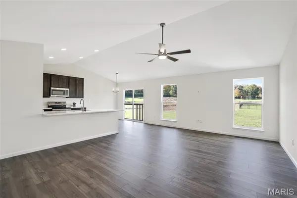 $328,409 | 1012 Taylor Grn Drive, Union, MO 63084
