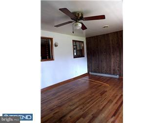6021 Judith Road Clayton, DE 19938 - Photo 6 of 12 Family Room