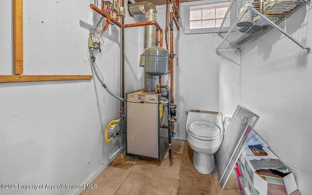 $2,100 | 866 Barclay Street, Craig, CO 81625