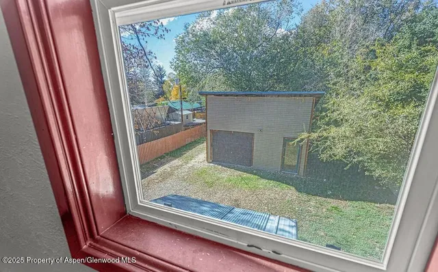 $2,100 | 866 Barclay Street, Craig, CO 81625