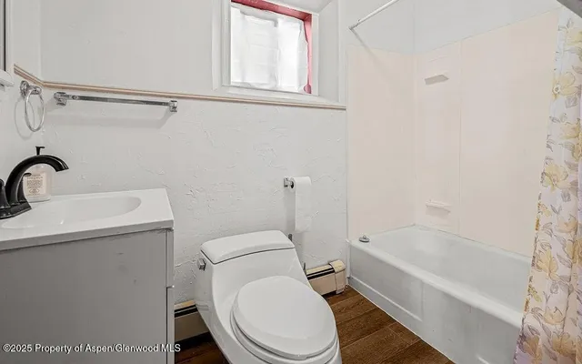 $2,100 | 866 Barclay Street, Craig, CO 81625