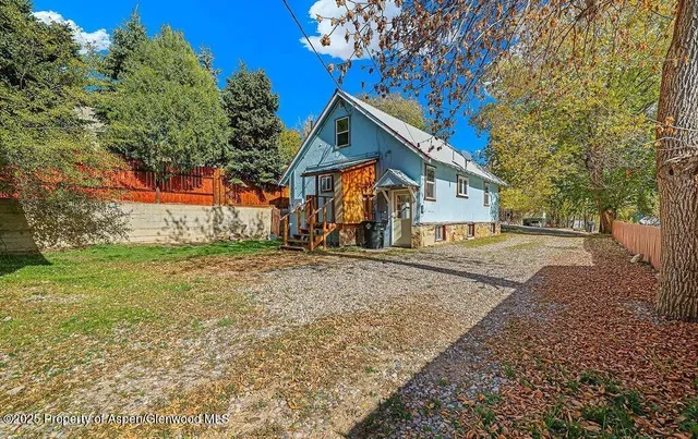 $2,100 | 866 Barclay Street, Craig, CO 81625