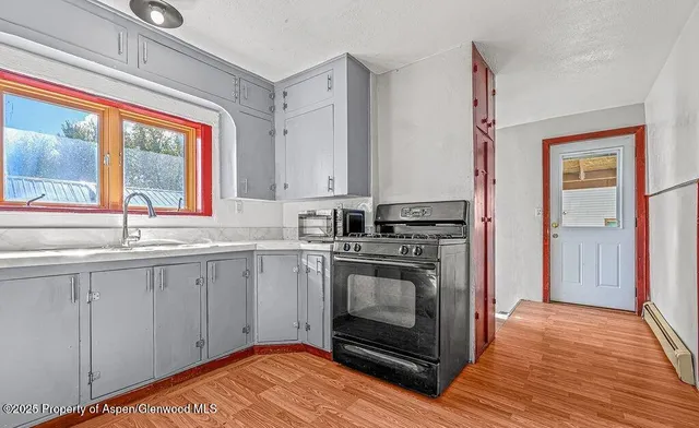 $2,100 | 866 Barclay Street, Craig, CO 81625