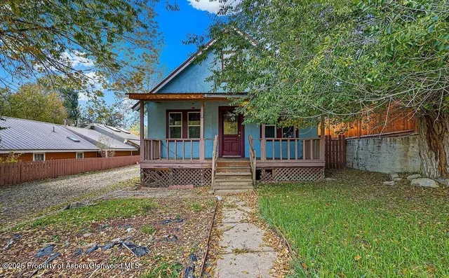 $2,100 | 866 Barclay Street, Craig, CO 81625