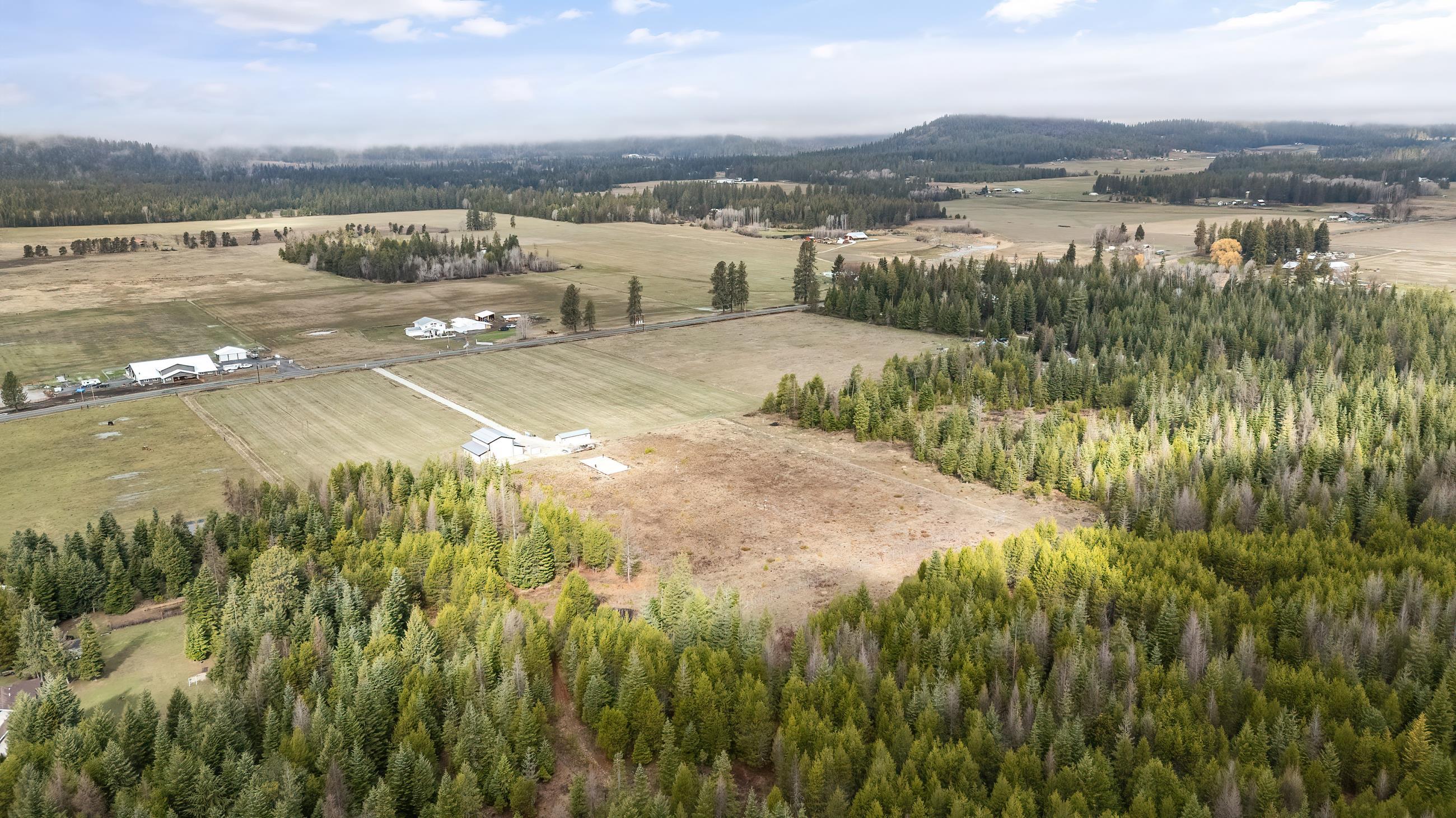 4725 Williams Valley Road Clayton, WA 99110 - Photo 12 of 41