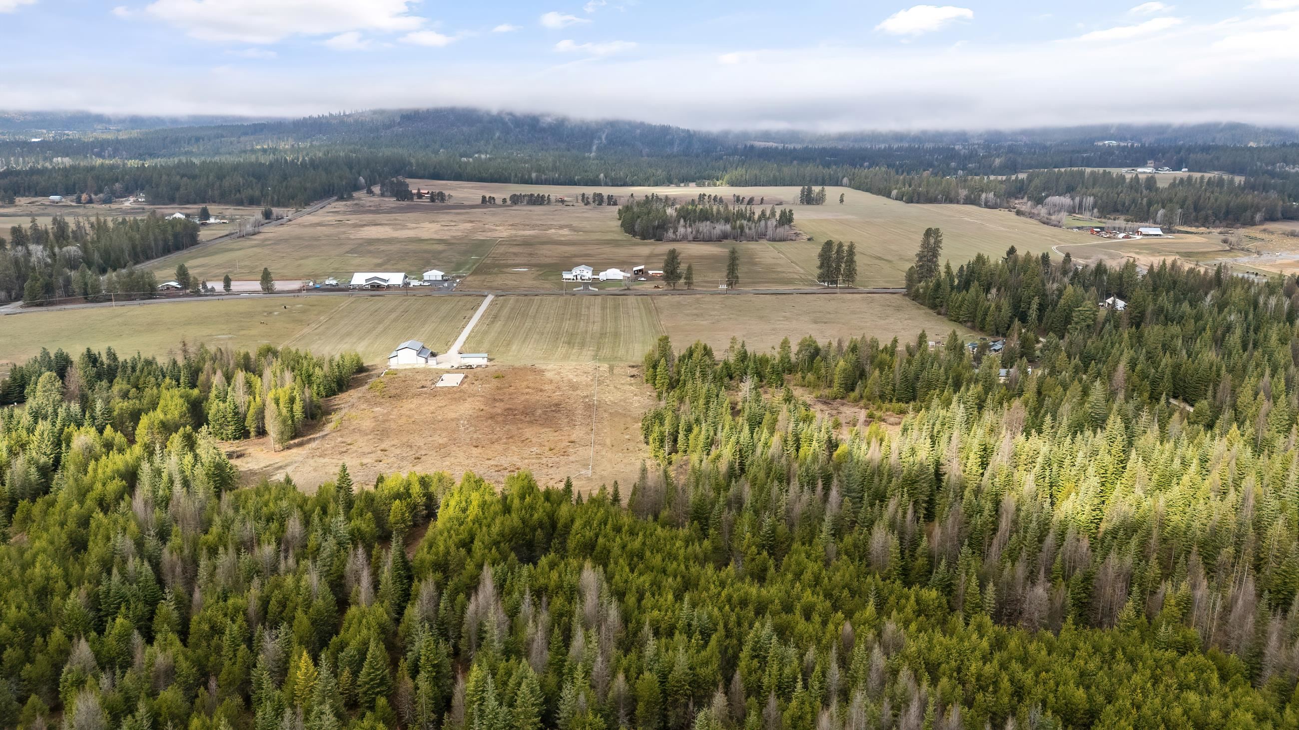 4725 Williams Valley Road Clayton, WA 99110 - Photo 13 of 41