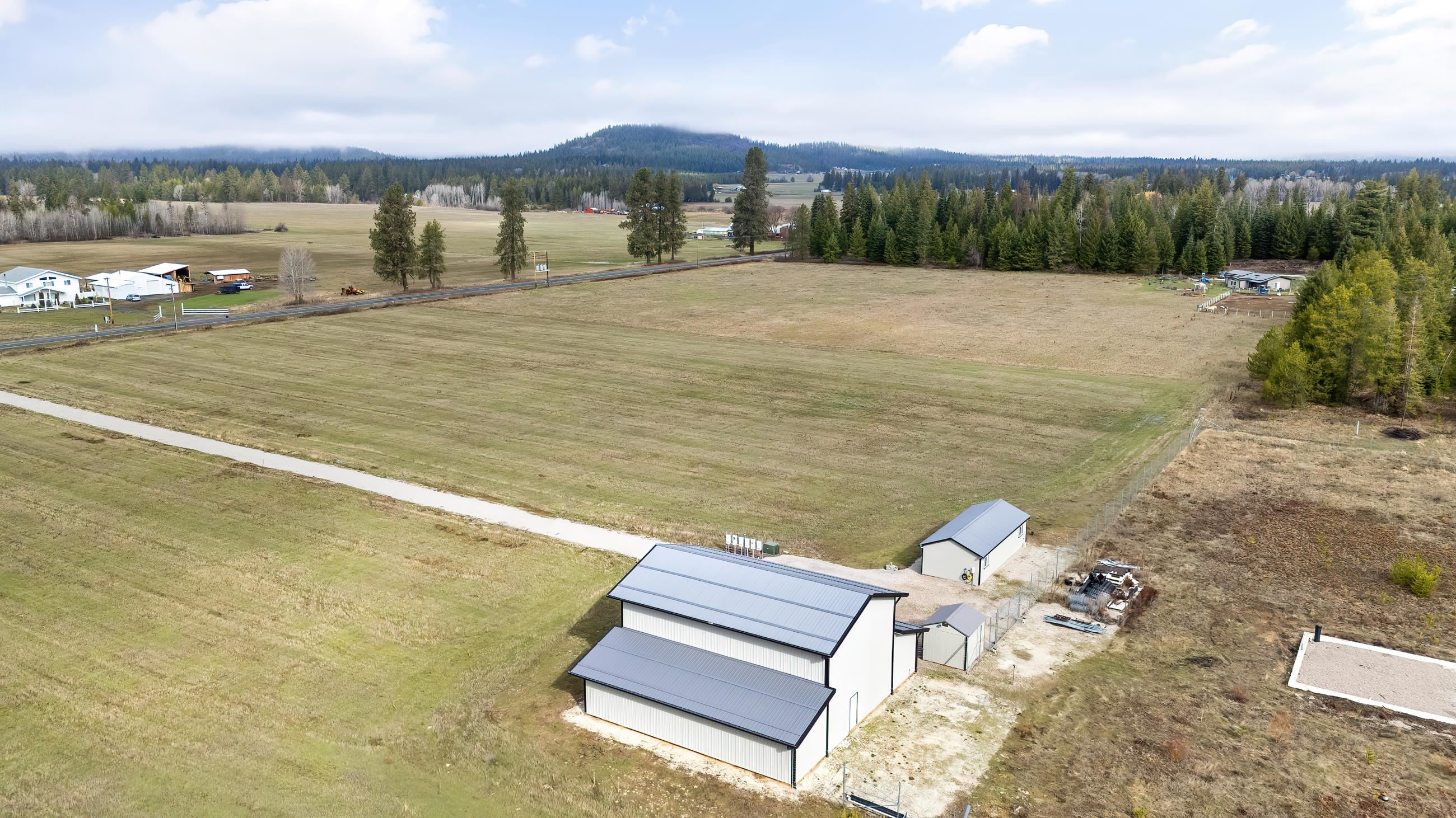 4725 Williams Valley Road Clayton, WA 99110 - Photo 9 of 41