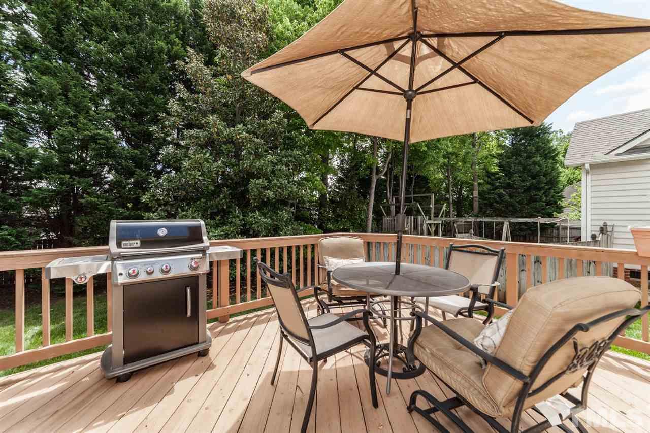8916 Eaglebrook Court Raleigh, NC 27617 - Photo 23 of 25 Gallery Image 23