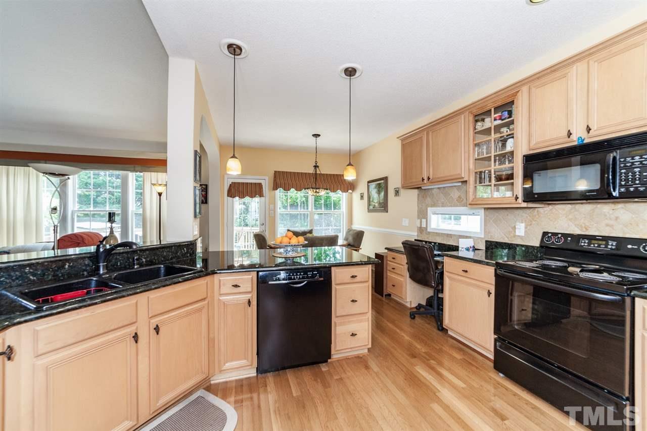 8916 Eaglebrook Court Raleigh, NC 27617 - Photo 8 of 25 Gallery Image 8