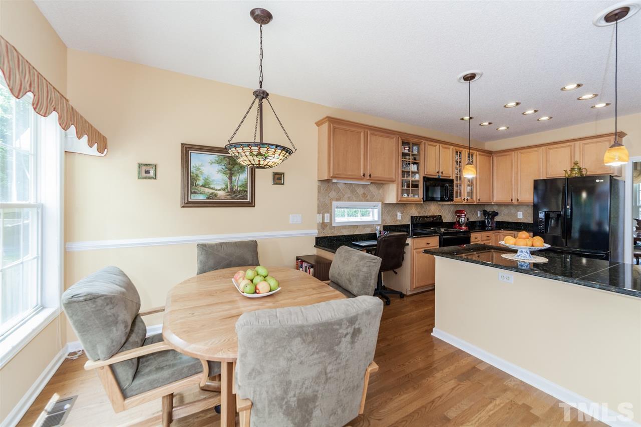 8916 Eaglebrook Court Raleigh, NC 27617 - Photo 10 of 25 Gallery Image 10