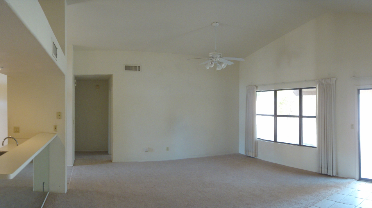 14835 South 26th Way Phoenix, AZ 85048 - Photo 5 of 14 Living room