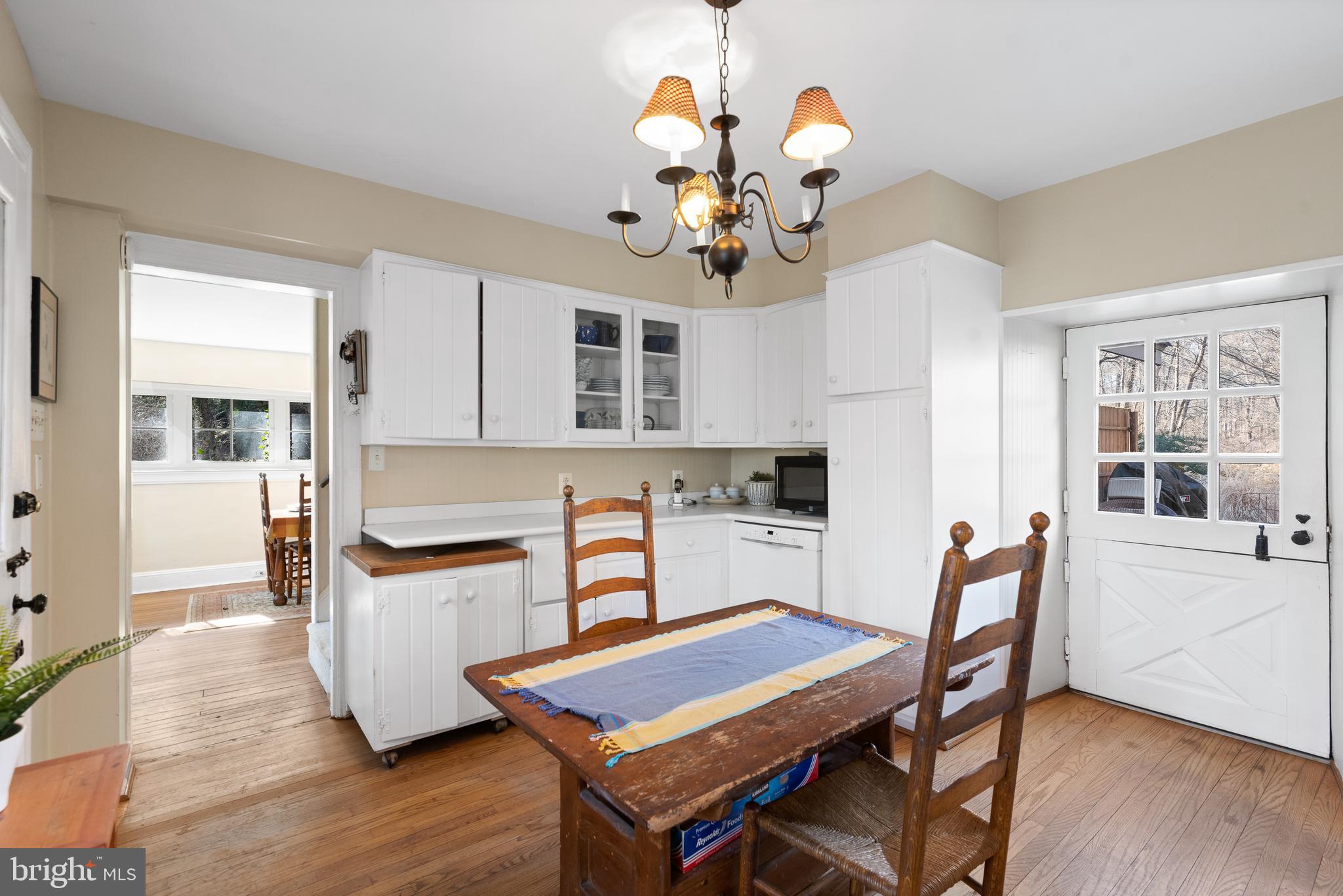 411 Gulph Creek Road Wayne, PA 19087 - Photo 12 of 25 Kitchen