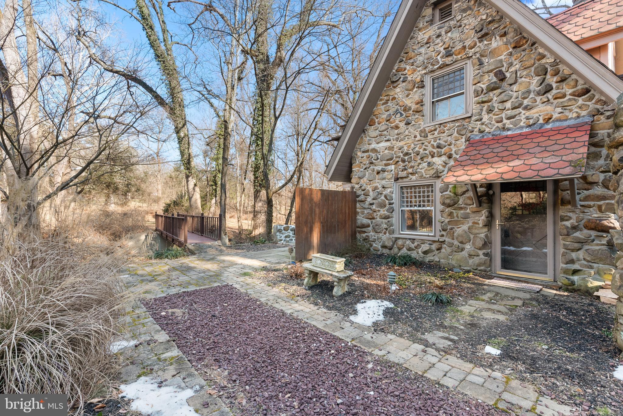 411 Gulph Creek Road Wayne, PA 19087 - Photo 5 of 25 Side of Home
