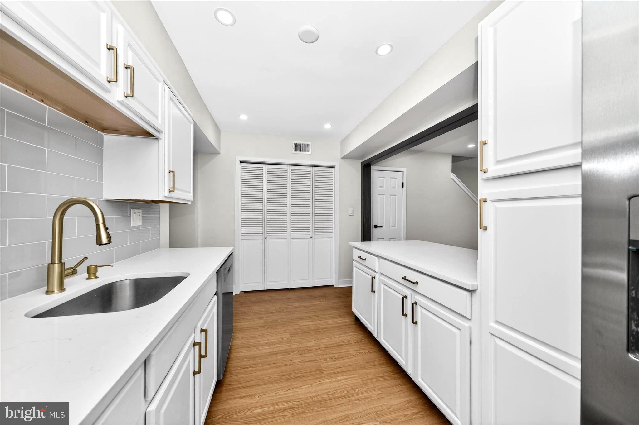 2315 Wyngate Road Suitland, MD 20746 - Photo 21 of 59 DSC05244