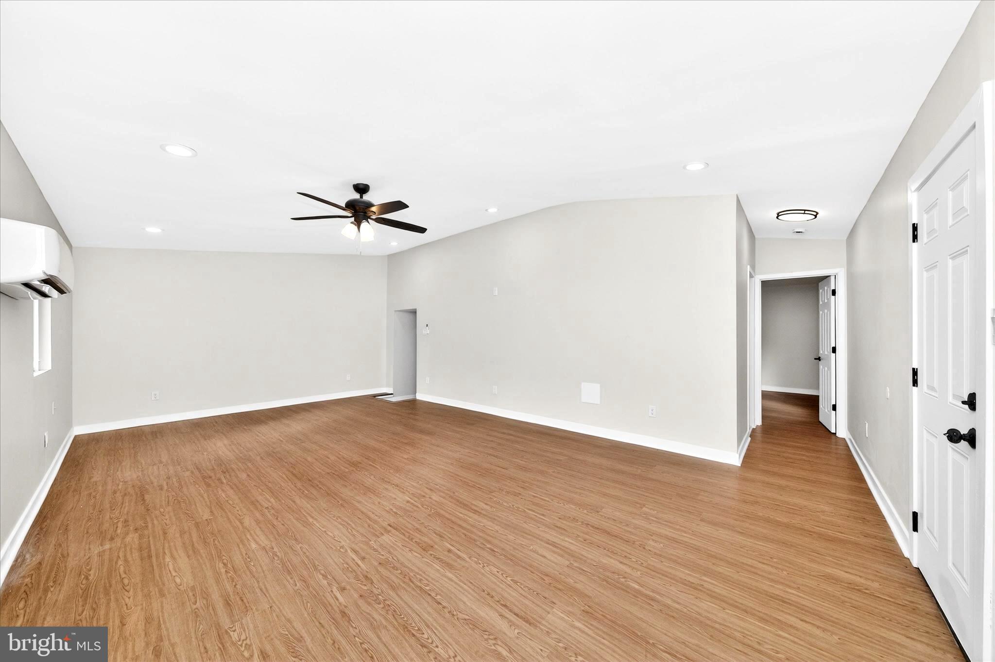 2315 Wyngate Road Suitland, MD 20746 - Photo 24 of 59 DSC05248