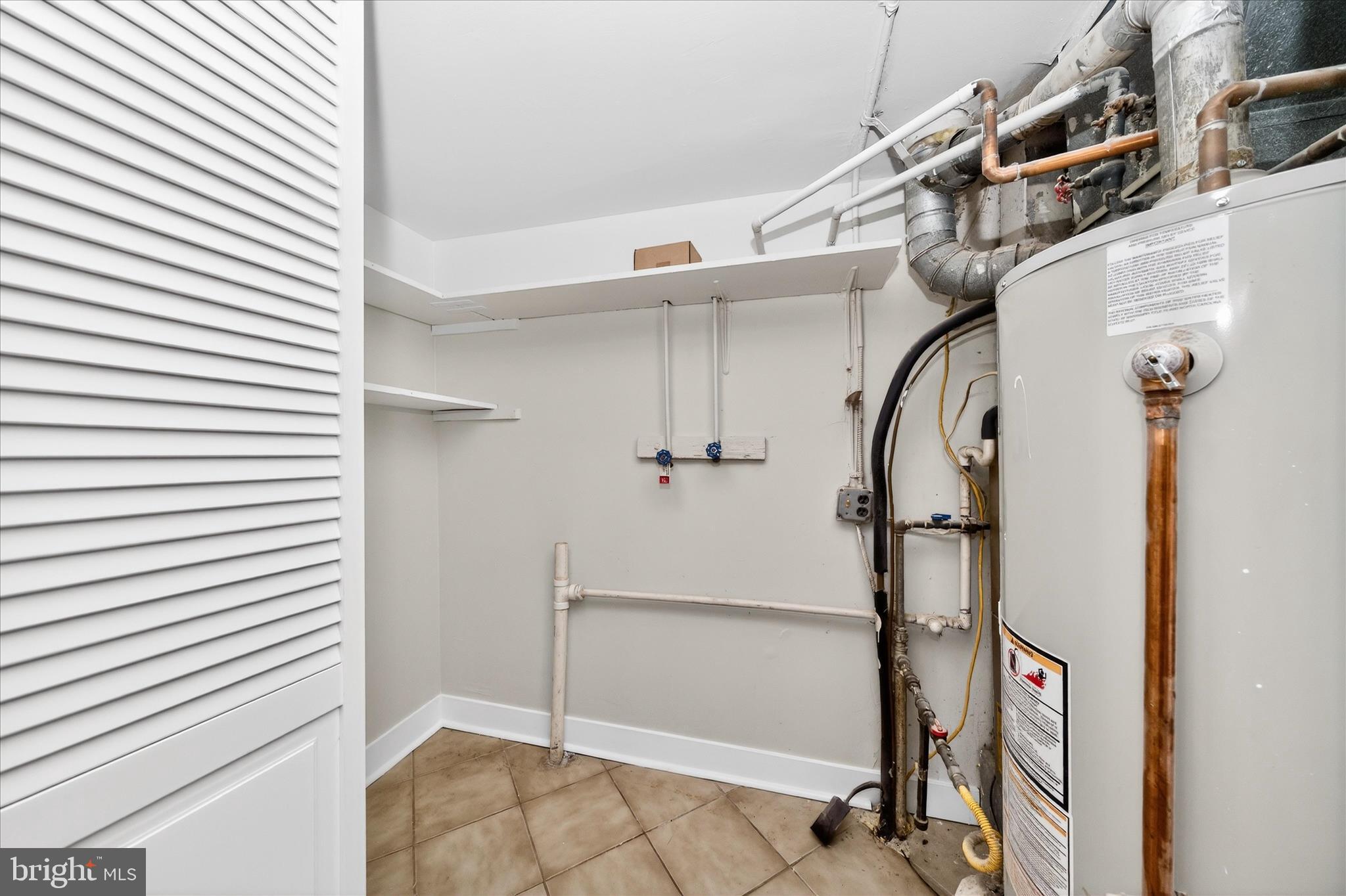 2315 Wyngate Road Suitland, MD 20746 - Photo 36 of 59 DSC05263