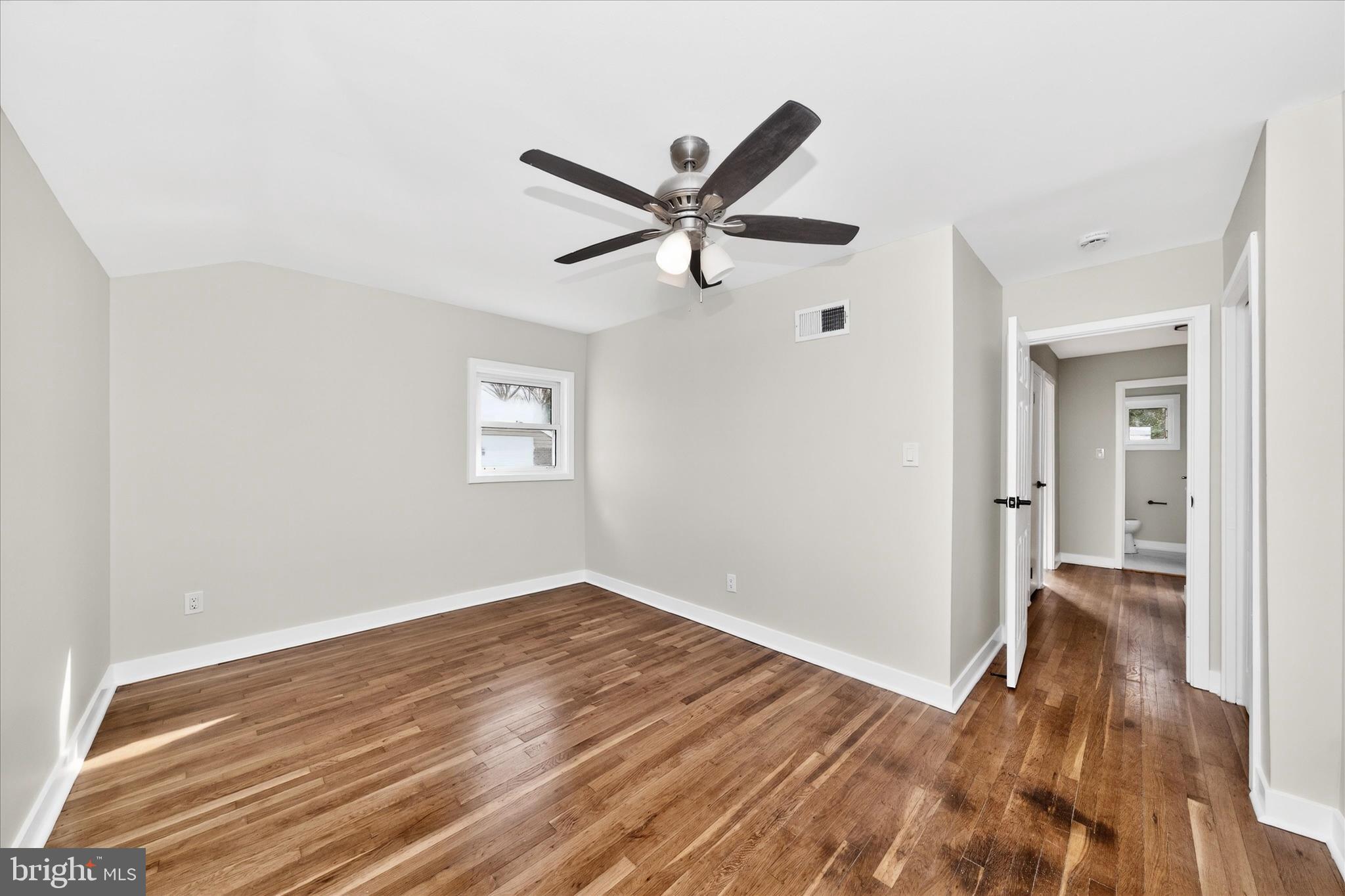 2315 Wyngate Road Suitland, MD 20746 - Photo 38 of 59 DSC05265