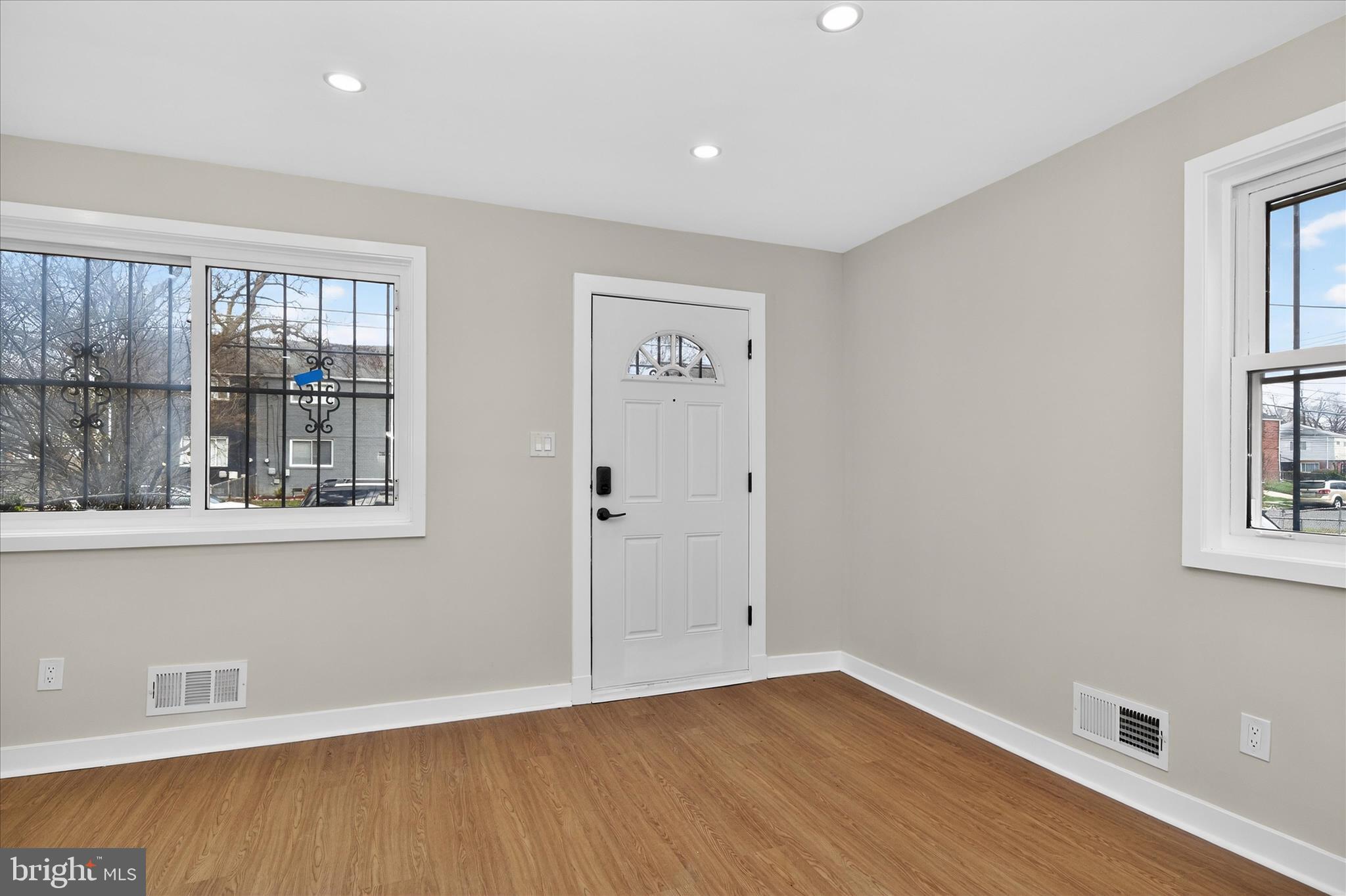 2315 Wyngate Road Suitland, MD 20746 - Photo 10 of 59 DSC05229