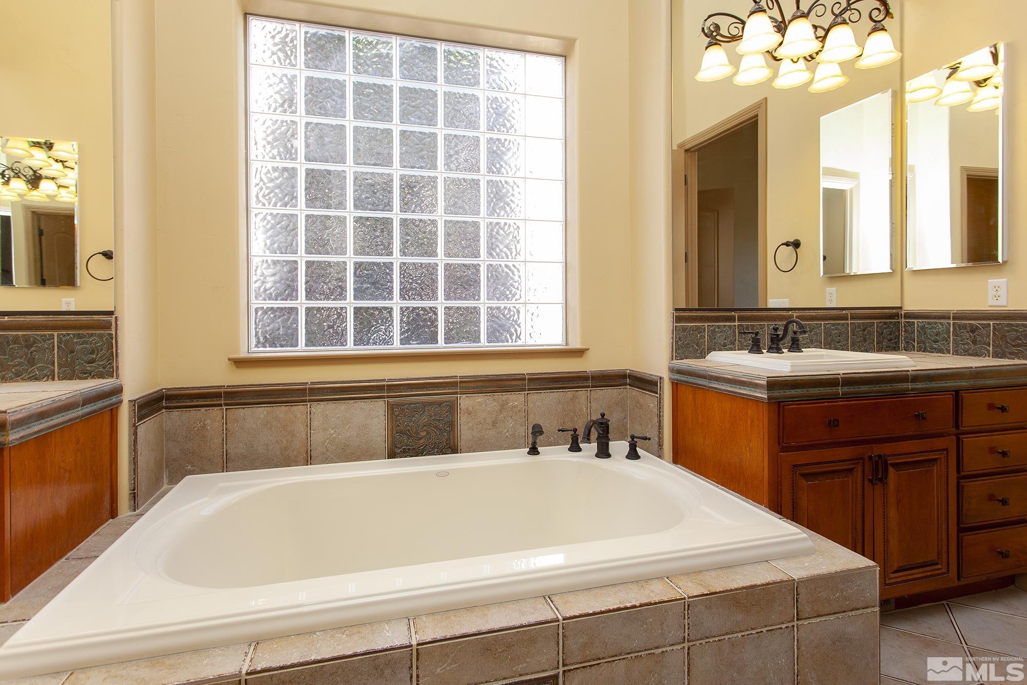 5260 Bellazza Court Reno, NV 89519 - Photo 12 of 27 Photo 12
