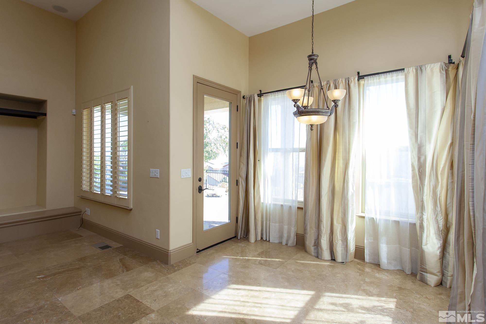 5260 Bellazza Court Reno, NV 89519 - Photo 7 of 27 Photo 7