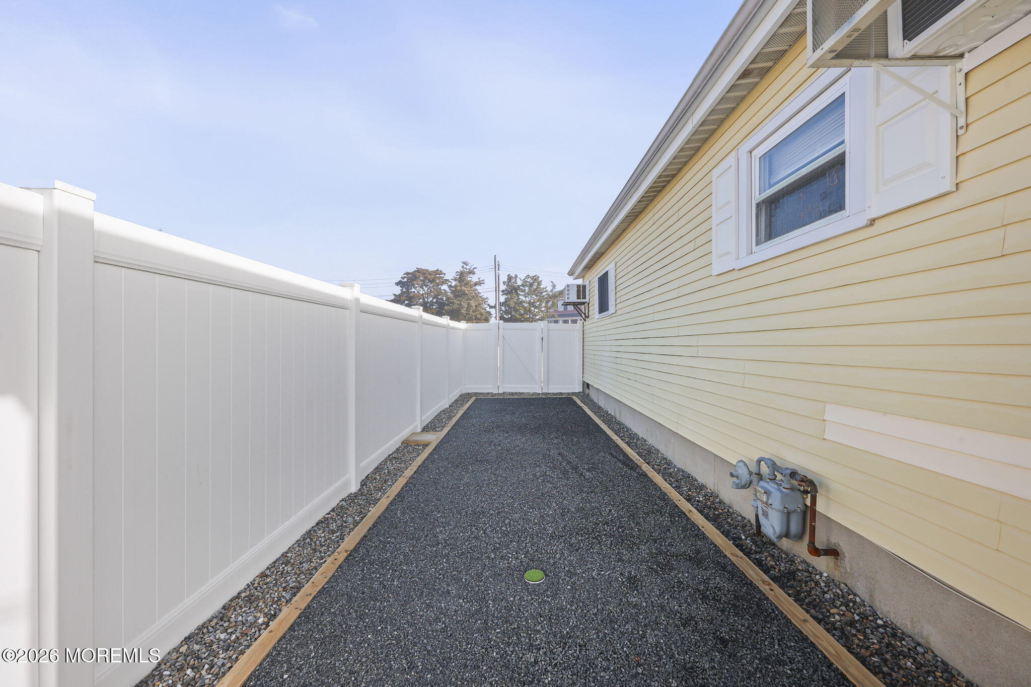 4 Drake Place Bayville, NJ 08721 - Photo 22 of 27 Side Yard