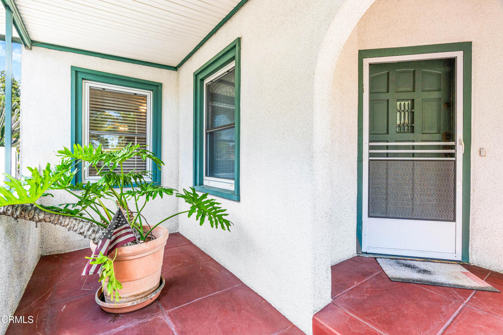 861 Monterey Road Glendale, CA 91206 - Photo 3 of 48 861 Monterey-48